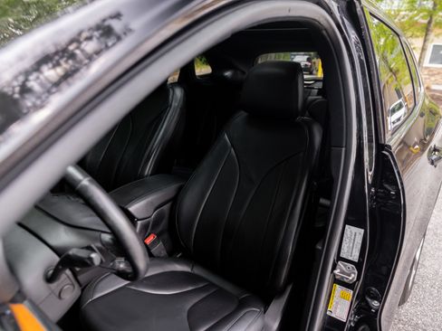 Used 2019 Lincoln MKC Select w/ Select Plus Package image 13