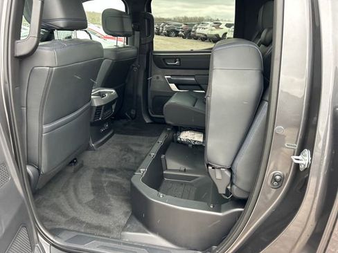 Used 2025 Toyota Tundra Platinum image 39
