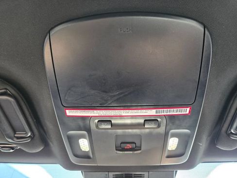 Used 2025 Toyota Camry SE w/ Convenience Package FWD image 30