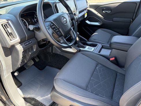 New 2026 Nissan Frontier SV w/ Tow Package AWD/4WD image 19