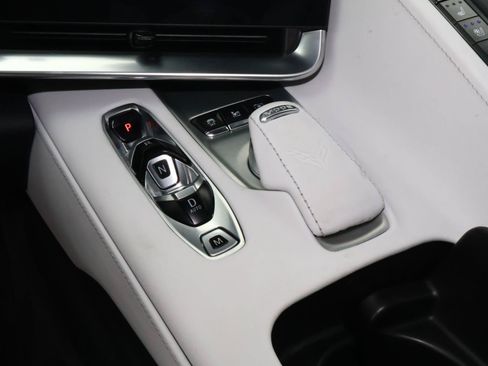 Used 2025 Chevrolet Corvette Stingray Preferred Conv w/ Z51 Performance Package RWD image 24