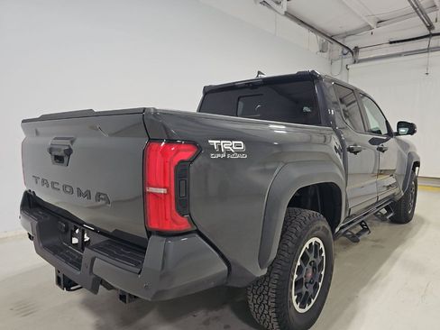 Used 2024 Toyota Tacoma TRD Off-Road w/ TRD Off Road Premium Package AWD/4WD image 2