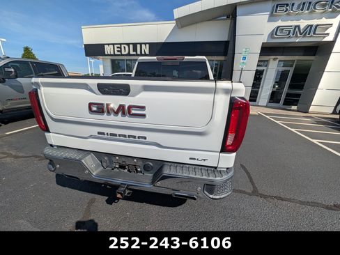 Used 2020 GMC Sierra 1500 SLT w/ SLT Premium Plus Package AWD/4WD image 7