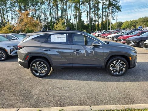 New 2025 Hyundai Tucson Limited image 2