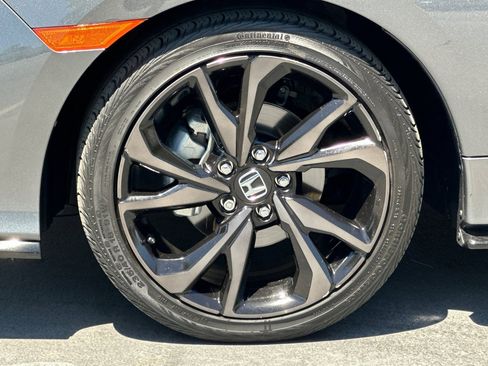 Used 2017 Honda Civic Sport image 35