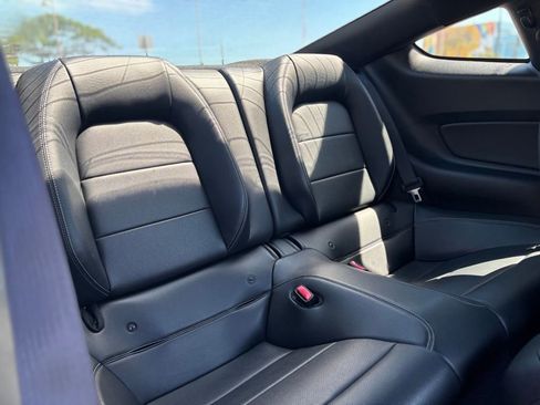 Used 2016 Ford Mustang GT Premium image 12