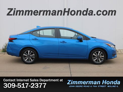 Used 2024 Nissan Versa SV FWD image 1
