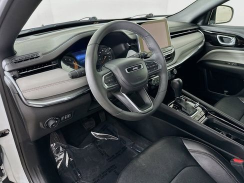 Certified 2023 Jeep Compass Limited image 16