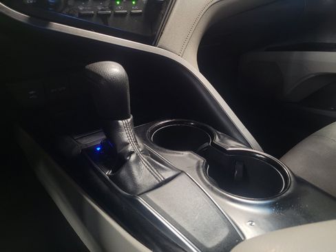 Used 2019 Toyota Camry LE FWD image 26