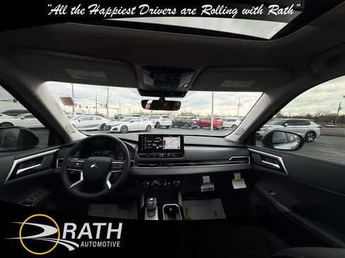 New 2026 Mitsubishi Outlander Trail Edition image 23