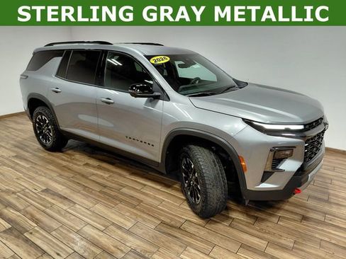 Used 2026 Chevrolet Traverse Z71 image 12