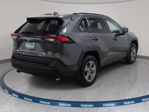 Used 2022 Toyota RAV4 XLE w/ Convenience Package AWD/4WD image 6