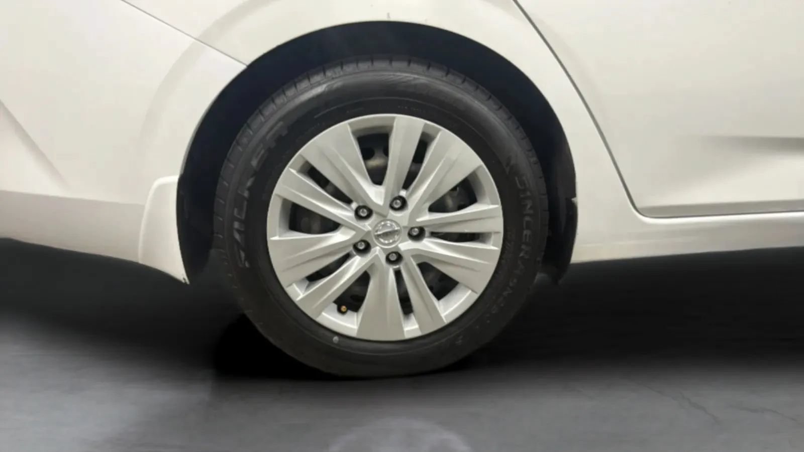 Used 2023 Nissan Sentra S FWD image 27