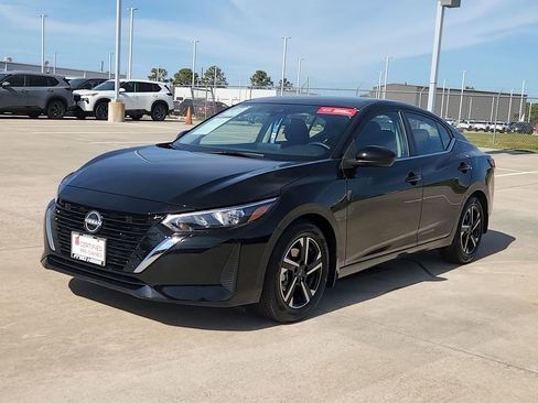 Certified 2025 Nissan Sentra SV w/ All-Weather Package image 3