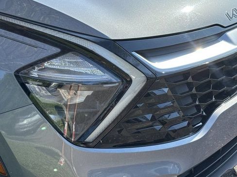 Used 2023 Kia Sportage EX FWD image 8