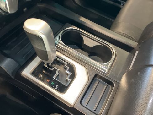 Used 2016 Toyota Tundra SR5 image 16