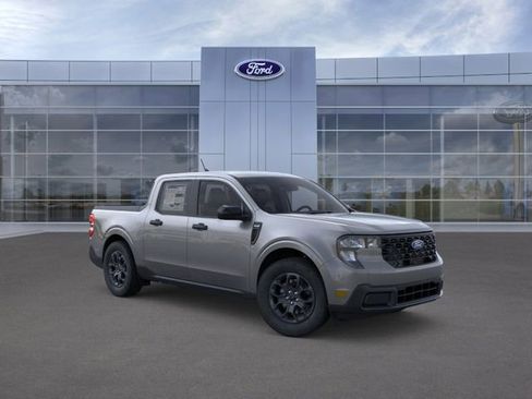 New 2026 Ford Maverick XLT w/ Equipment Group 301A AWD/4WD image 7