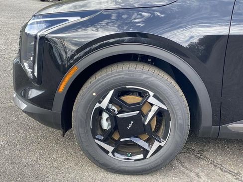 New 2026 Kia Sportage EX image 16