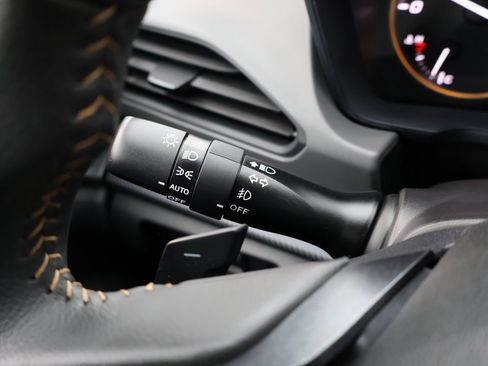 Used 2025 Subaru Crosstrek 2.5i Wilderness image 15