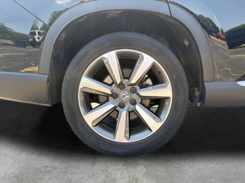 Used 2025 Honda Pilot Elite image 22