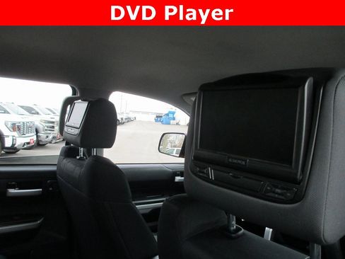 Used 2018 Toyota Tundra SR5 w/ TRD Off Road Package image 14