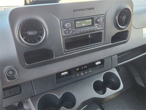 New 2025 Mercedes-Benz Sprinter 2500 image 21