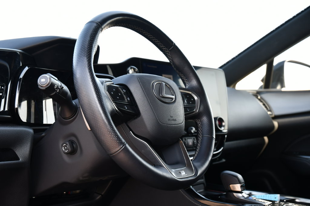 Used 2024 Lexus NX 450h+ F Sport w/ Vision Package AWD/4WD image 12
