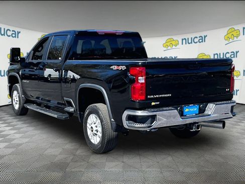 Used 2025 Chevrolet Silverado 2500 LT w/ Convenience Package AWD/4WD image 4