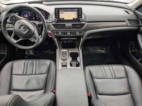 Used 2022 Honda Accord Touring image 13