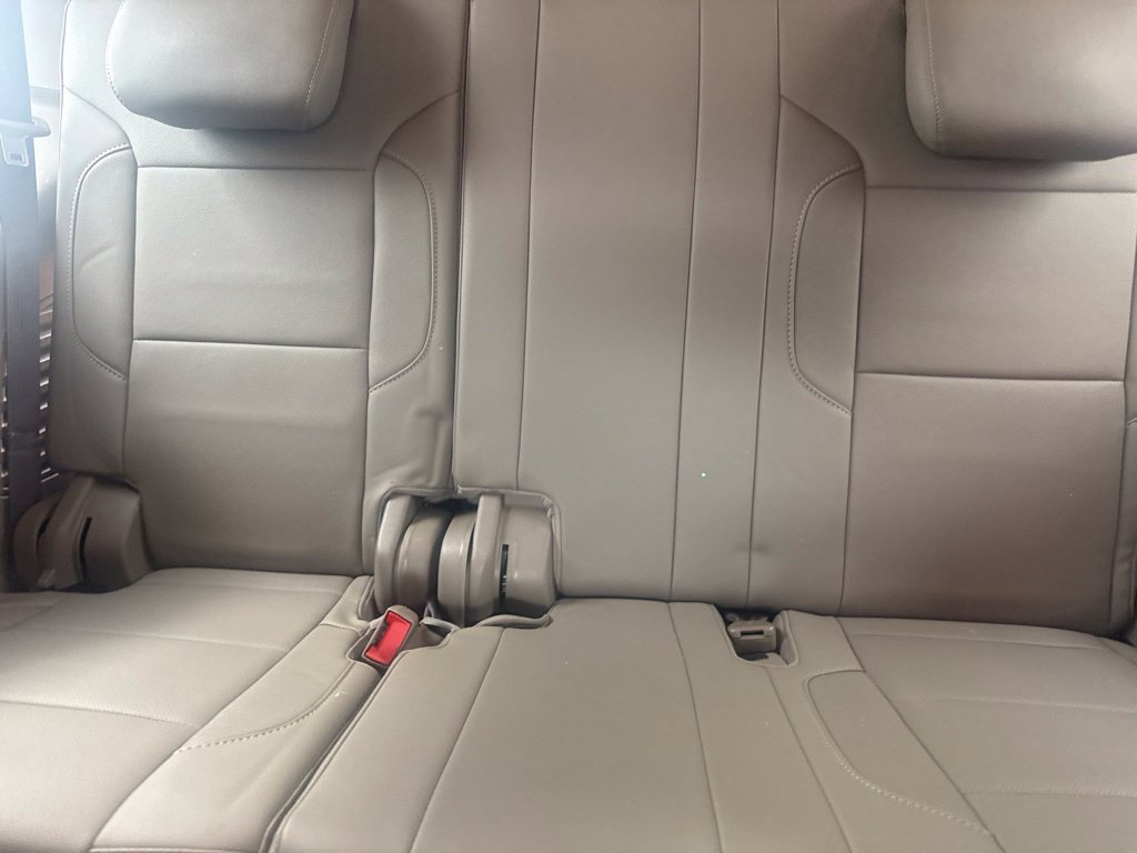 Used 2020 GMC Yukon SLT w/ Premium Edition RWD image 26