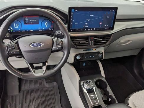 Certified 2023 Ford Escape Active w/ Tech Pack #2 image 3