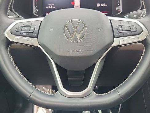 Certified 2024 Volkswagen Taos SEL image 25