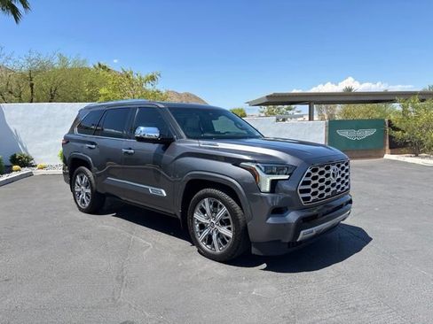 Used 2023 Toyota Sequoia Capstone AWD/4WD image 3