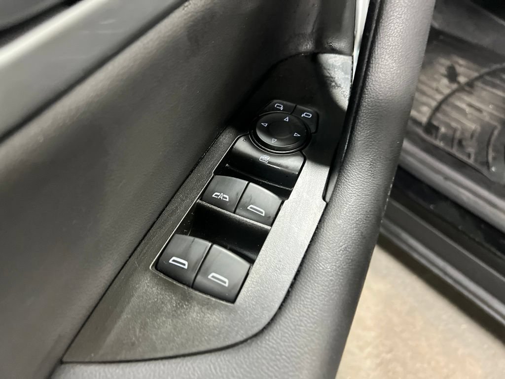 Used 2019 Chevrolet Blazer LT w/ Sun and Wheels Package FWD image 22