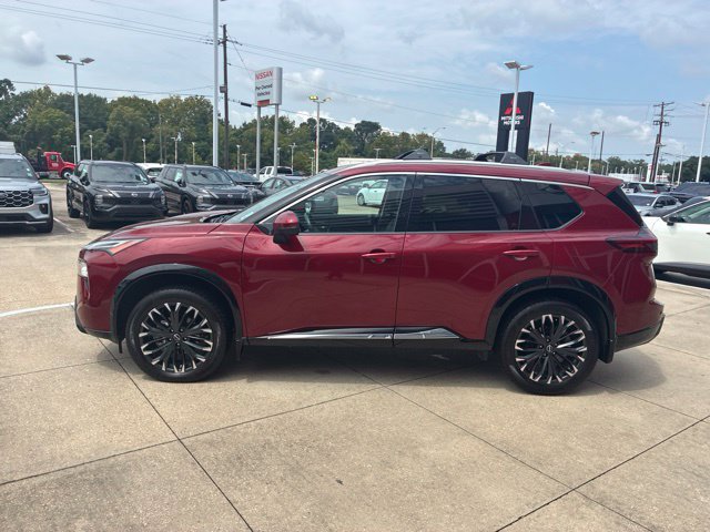 Used 2024 Nissan Rogue Platinum w/ Platinum Premium Package FWD image 4