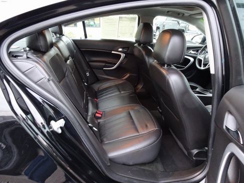 Used 2017 Buick Regal Sport Touring image 17