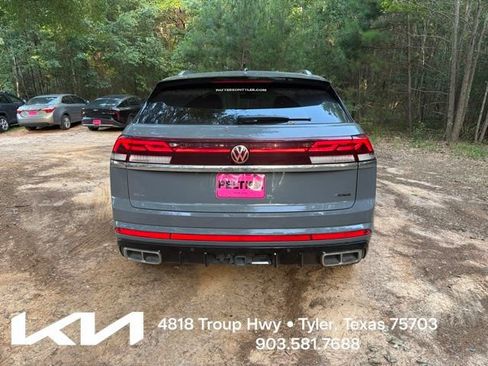 Used 2025 Volkswagen Atlas Cross Sport SEL Premium R-Line AWD/4WD image 10