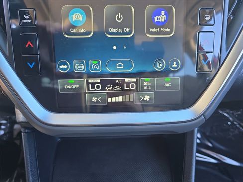 Used 2024 Subaru Crosstrek 2.0i Premium image 25