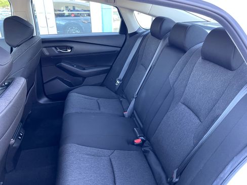 Certified 2025 Honda Accord SE image 10