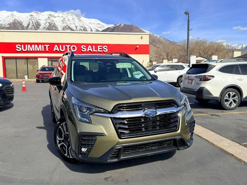 Used 2024 Subaru Ascent Limited w/ Technology Package AWD/4WD image 2