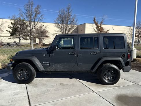 Used 2018 Jeep Wrangler Unlimited Sport w/ Connectivity Group image 2