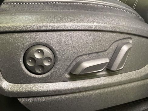 Certified 2023 Audi Q5 2.0T Premium image 17