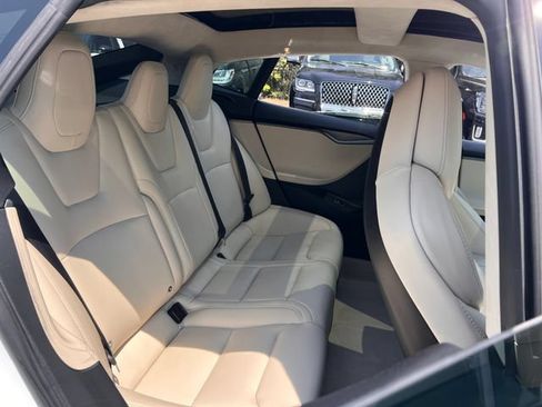 Used 2018 Tesla Model S 100D AWD/4WD image 29