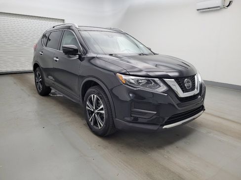 Used 2020 Nissan Rogue SV w/ Premium Package image 13