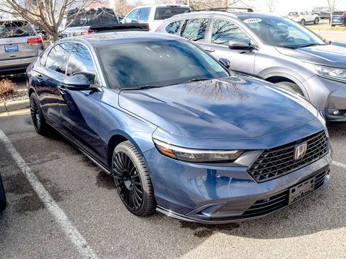 Used 2025 Honda Accord EX-L image 4