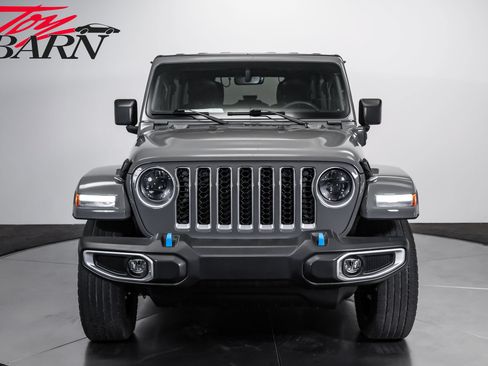 Used 2023 Jeep Wrangler Unlimited Sahara AWD/4WD image 8