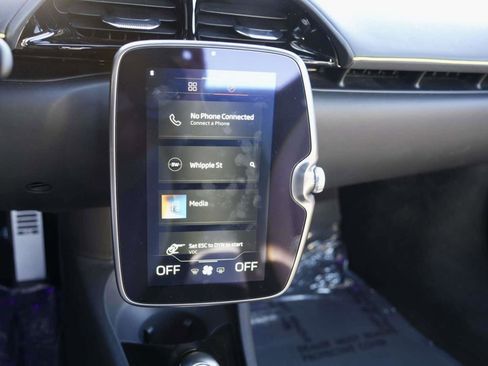 Used 2023 McLaren Artura image 14