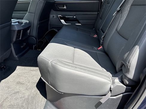 Used 2023 Toyota Tundra Limited image 21