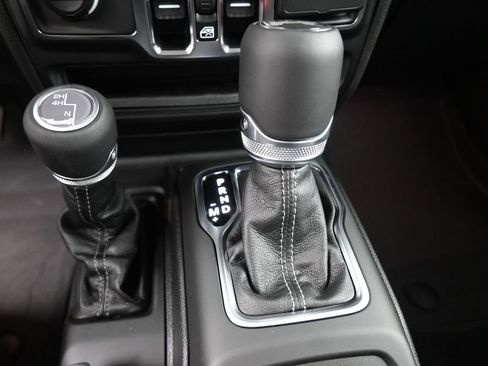 New 2025 Jeep Wrangler Sahara w/ Technology Group image 33