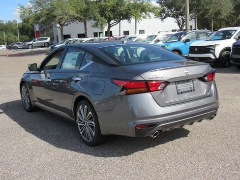 New 2025 Nissan Altima 2.5 SL image 4